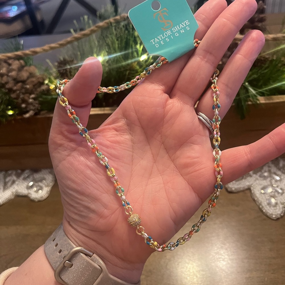 Taylor Shaye designs lil ezz choker